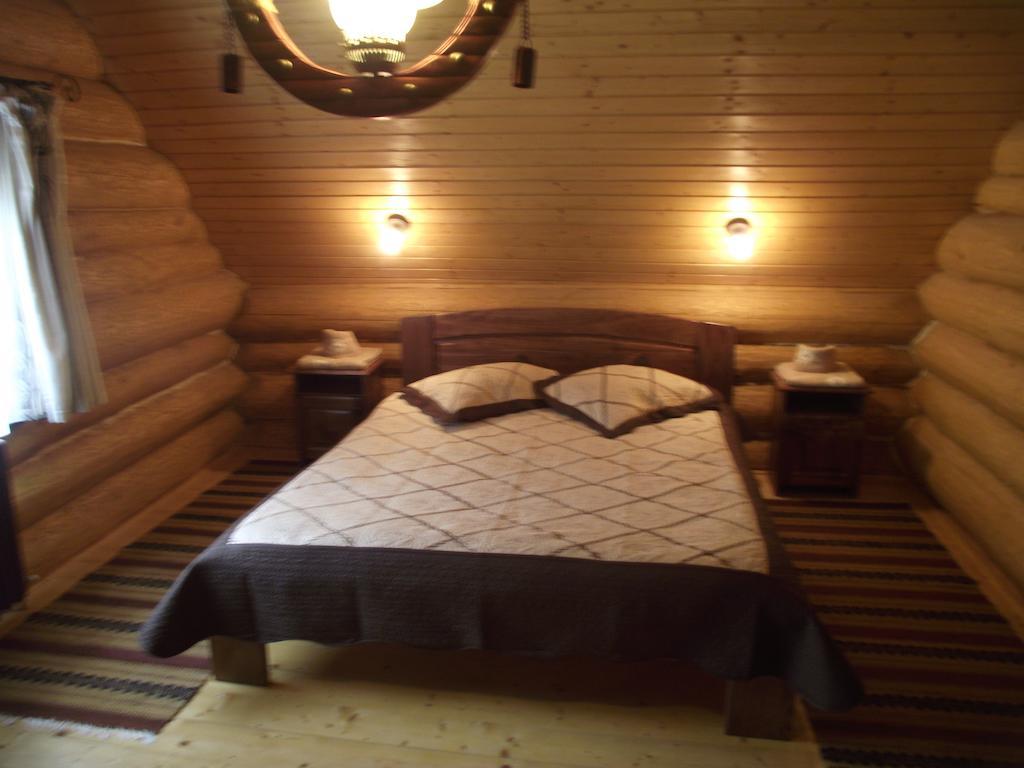 Cabana Piatra Runcului Vatra Moldoviţei Екстериор снимка