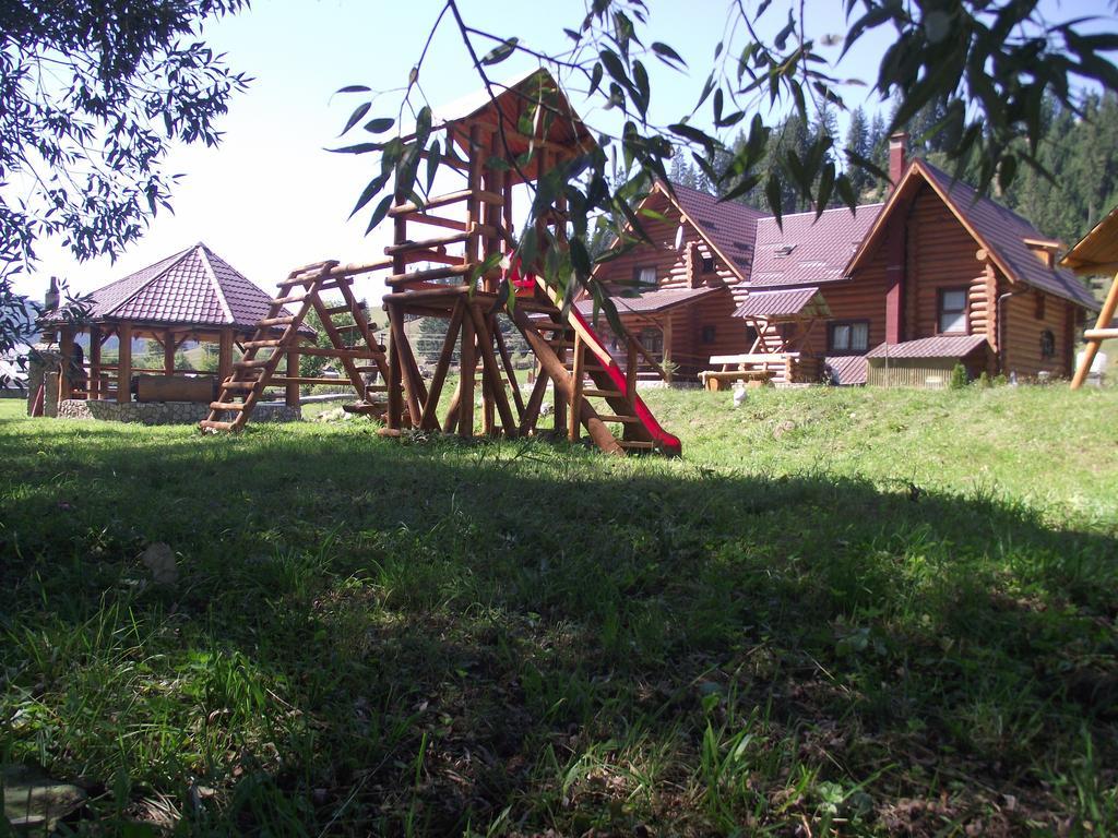 Cabana Piatra Runcului Vatra Moldoviţei Екстериор снимка